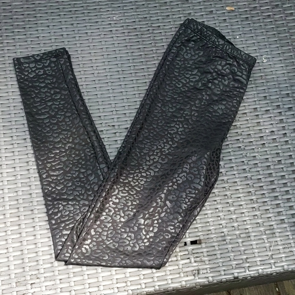 Black leopars print leggings